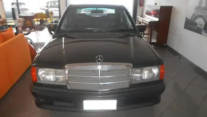 Usata Mercedes 190 165 CV (121 kW) 1987 Berlina
