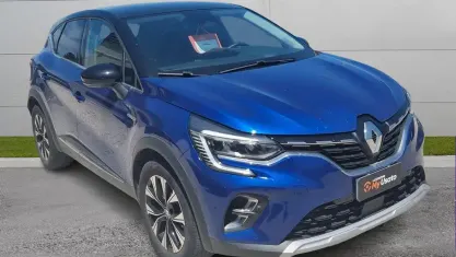 Usata Renault Captur 143 CV (105 kW) 2023 Blu SUV
