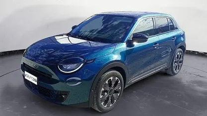 Usata 2024 Fiat 600 La Prima SUV | 23.000 € (Buon prezzo)