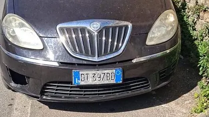 Usata Lancia Musa 90 CV (66 kW) 2009 Nero Monovolume