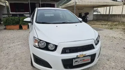 Usata Chevrolet Aveo LT 83 CV (61 kW) 2013 Bianco Berlina