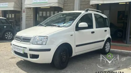 Usata Fiat Panda Emotion 60 CV (44 kW) 2010 Bianco Utilitaria