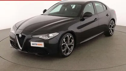 Usata Alfa Romeo Giulia Super 180 CV (132 kW) 2018 Nero Berlina