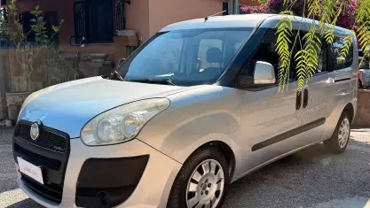 Usata Fiat Doblò Dynamic 120 CV (88 kW) 2011 Grigio Monovolume