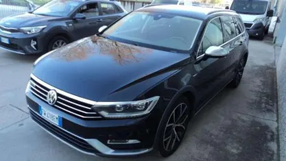 Usata VW Passat 190 CV (139 kW) 2019 Nero Station wagon