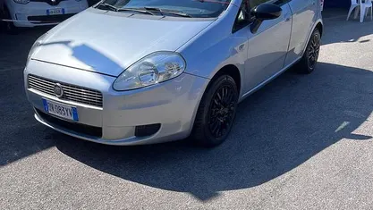 Usata Fiat Grande Punto 77 CV (56 kW) 2009 Utilitaria