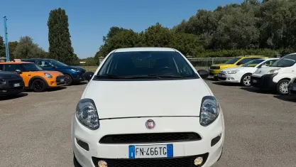 Usata Fiat Punto Street 77 CV (56 kW) 2018 Bianco Utilitaria