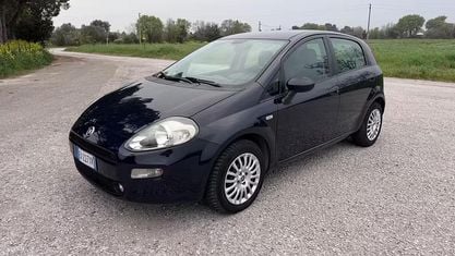 Usata Fiat Punto Street 69 CV (50 kW) 2014 Blu Utilitaria