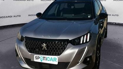 Usata Peugeot 2008 GT 131 CV (96 kW) 2021 Grigio SUV
