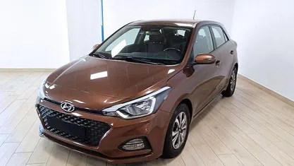 Usata Hyundai i20 75 CV (55 kW) 2019 Bronzo Utilitaria