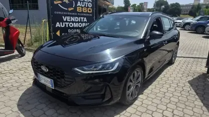 Usata Ford Focus ST-Line 155 CV (114 kW) 2023 Nero Station wagon