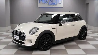 Usata Mini Cooper D Hype 116 CV (85 kW) 2014 Bianco Utilitaria