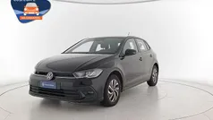 Usata 2023 VW Polo Life Tre volumi | 18.000 € (Buon prezzo)