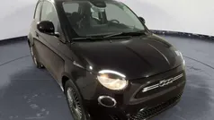 Nero Usata 2022 Fiat 500e Icon Tre volumi | 14.490 € (Super prezzo)