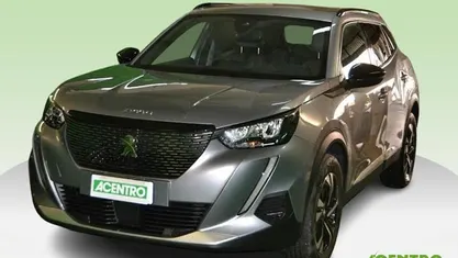 Grigio Usata 2023 Peugeot 2008 Allure SUV | 19.500 € (Buon prezzo)