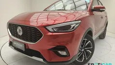 Rosso Usata 2023 MG ZS Luxury Tre volumi | 14.300 € (Buon prezzo)