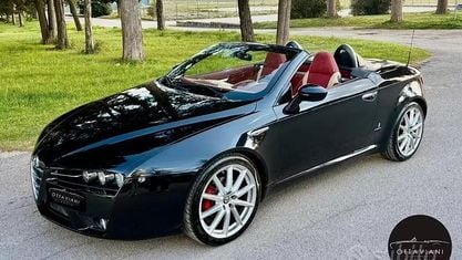 Usata Alfa Romeo Spider Exclusive 185 CV (136 kW) 2007 Nero Cabrio