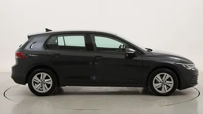 Usata VW Golf VIII Life 116 CV (85 kW) 2022 Berlina