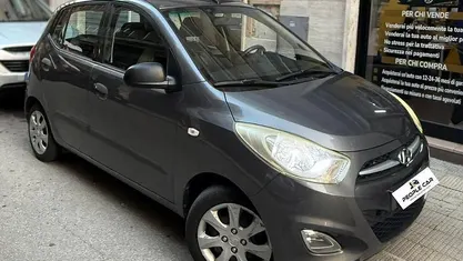 Usata Hyundai i10 69 CV (50 kW) 2011 Grigio Utilitaria
