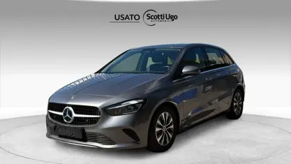 Usata Mercedes B180 Advanced 116 CV (85 kW) 2023 Grigio Utilitaria