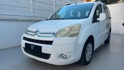 Bianco Usata 2010 Citroën Berlingo Monovolume | 5500 € (Buon prezzo)