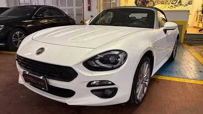 Usata Fiat 124 Spider Lusso 140 CV (102 kW) 2018 Cabrio