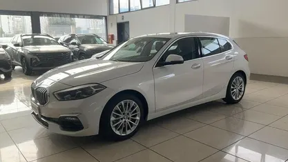 Usata BMW 118 Luxury Line 140 CV (102 kW) 2019 Utilitaria