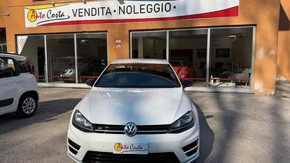Usata VW Golf VII R 300 CV (220 kW) 2014 Berlina