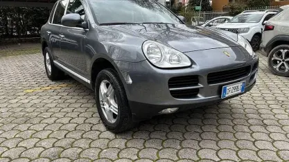 Usata Porsche Cayenne 340 CV (250 kW) 2003 Grigio SUV