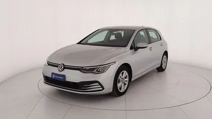Usata VW Golf VIII Life 110 CV (80 kW) 2020 Berlina