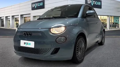Usata Fiat 500e Icon 86 kW (118 CV) 2021 Blu Utilitaria