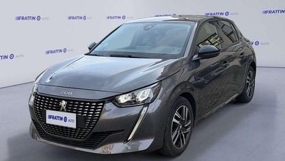 Usata Peugeot 208 Allure 101 CV (74 kW) 2023 Grigio scuro Utilitaria