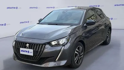 Usata Peugeot 208 Allure 101 CV (74 kW) 2023 Grigio scuro Utilitaria