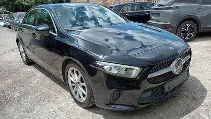 Nero Usata 2018 Mercedes A180 Progressive Tre volumi | 16.470 € (Ottimo prezzo)