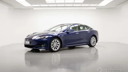 Usata Tesla Model S Long Range AWD 503 kW (685 CV) 2018 Blu Utilitaria