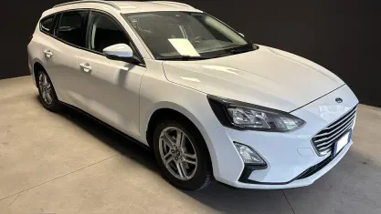 Usata Ford Focus Business Edition 120 CV (88 kW) 2022 Bianco pastello Station wagon