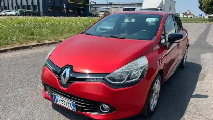 Usata Renault Clio IV 75 CV (55 kW) 2013 Rosso Berlina