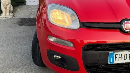 Usata Fiat Panda Lounge 95 CV (69 kW) 2017 Rosso Utilitaria