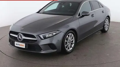 Usata Mercedes A180 116 CV (85 kW) 2020 Grigio Berlina