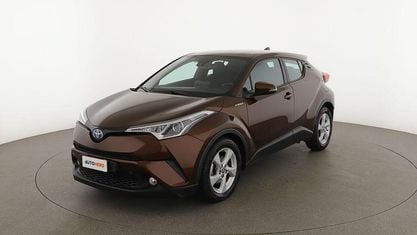 Second-hand Toyota C-HR Active 122 CP (89 kW) 2018 Maro SUV