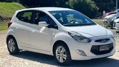 Usata Hyundai ix20 Xpossible 90 CV (66 kW) 2014 Bianco Utilitaria