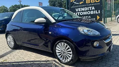 Usata Opel Adam Glam 69 CV (50 kW) 2015 Blu Utilitaria