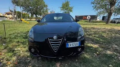 Usata Alfa Romeo Giulietta Progression 120 CV (88 kW) 2014 Nero Utilitaria