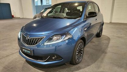 Usata Lancia Ypsilon S 69 CV (50 kW) 2024 Blu/azzurro Utilitaria