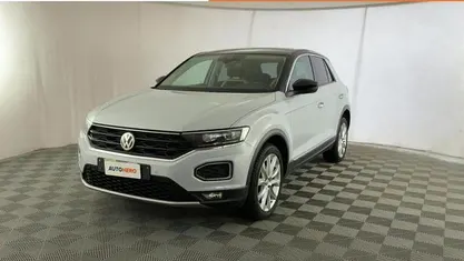 Bianco Usata 2018 VW T-Roc Advance SUV | 16.999 € (Buon prezzo)