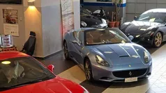 Usata 2012 Ferrari California Cabrio | 117.000 € (Molto cara)