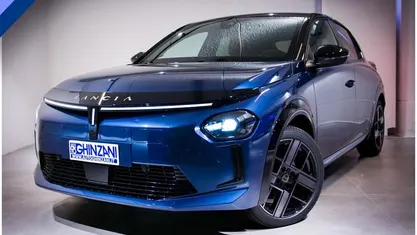 Usata 2024 Lancia Ypsilon Utilitaria | 24.900 € (Buon prezzo)