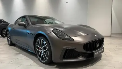 Usata Maserati Granturismo 550 CV (404 kW) 2023 Grigio Coupé
