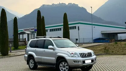 Usata Toyota Land Cruiser 173 CV (127 kW) 2007 Argento SUV