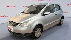 Argento Usata 2010 VW Fox Due volumi | 3800 € (Buon prezzo)